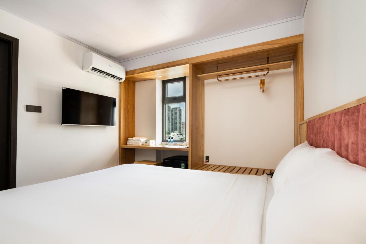 הו צ'י מין סיטי Haven Hut Hotel מראה חיצוני תמונה